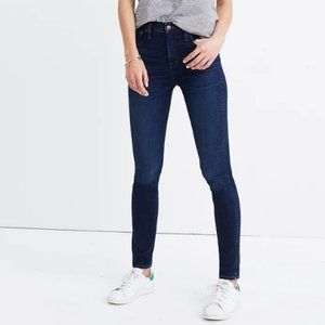 Petite 10" High-Rise Skinny Jeans in Hayes Wash